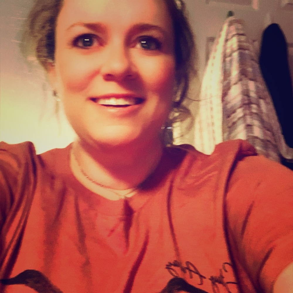 Meet your Posher, Jennifer